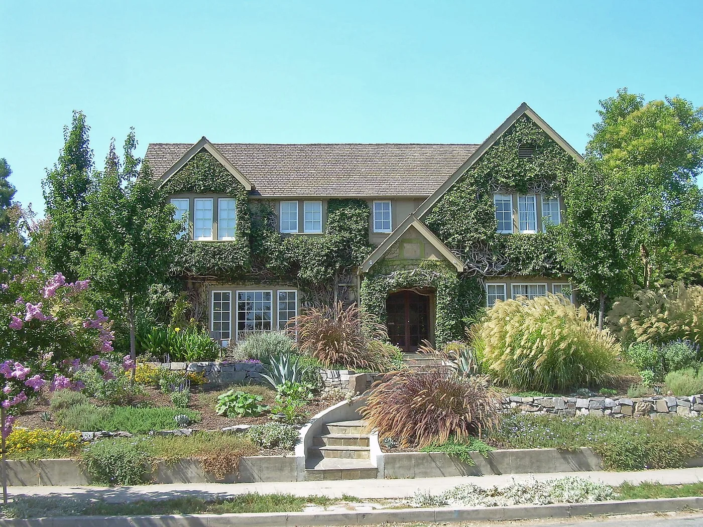 Homes in Naglee Park, California