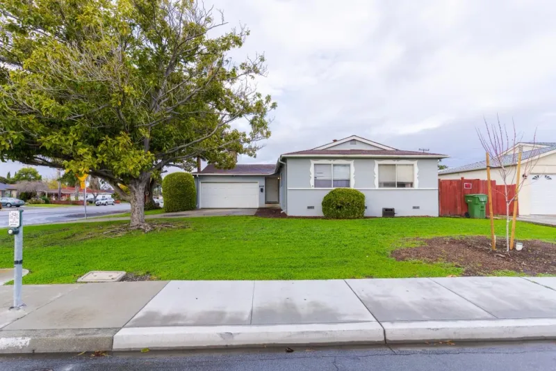 2697 Cabrillo Ave, Santa Clara